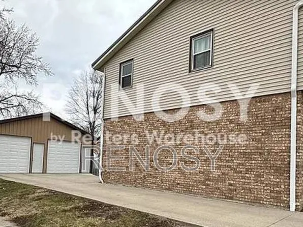 603 E 19th St N, Newton, IA 50208
