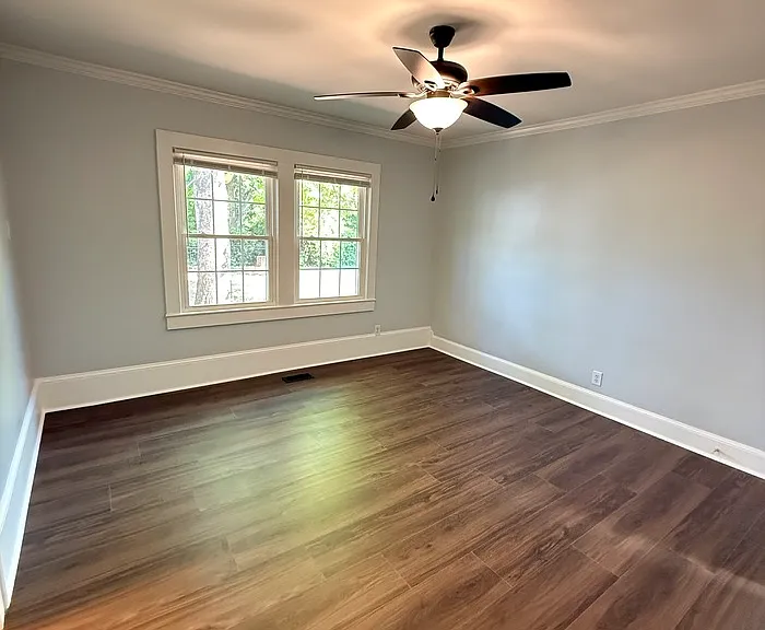 1132 Hipp Rd — Photo 9