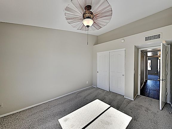 4th image of 243 W Wescott Dr