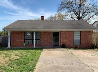 811 E 22nd St, Ada, OK 74820