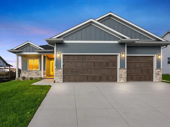 125 S Seven Oaks Rd, Northliberty, IA 52317