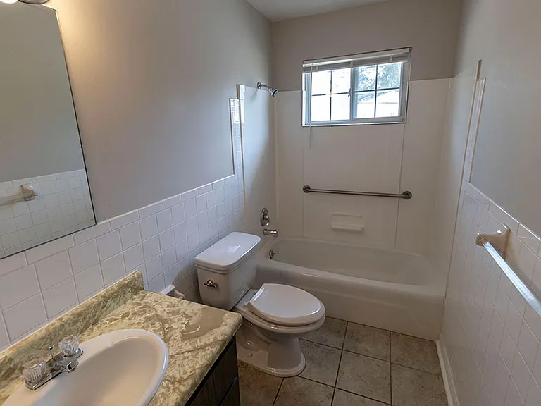 2908 Leeway Dr #B — Photo 14