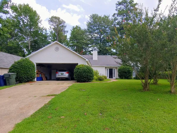 635 Hazelwood Ct, Auburn, AL 36830