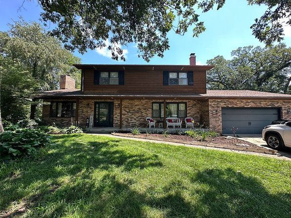 7 Oak Grove Rd
