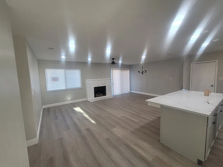 5146 N Sherman Ave — Photo 13