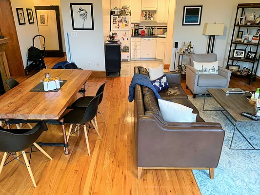 Rented by Joe Gotham LTD | media 23