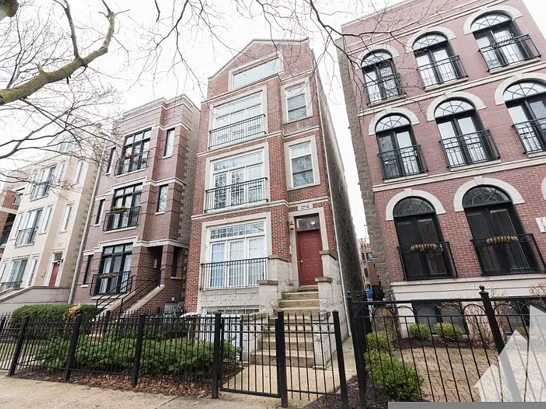 2714 N Wayne Ave #2 — Photo 2