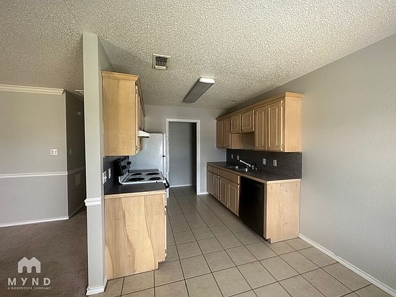 4th image of 23 Ashlee Blvd