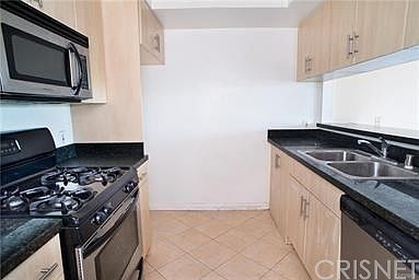 5th image of 7826 Topanga Canyon Blvd #42