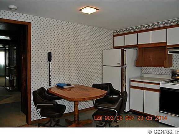 2nd image of 68 Ossian St