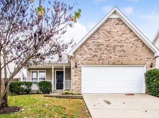 655 Holland Ridge Dr, La Vergne, TN 37086