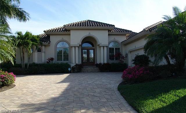 1st image of 6850 Lakewood Isle Dr
