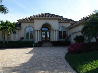 6850 Lakewood Isle Dr, Fort Myers, FL 33908