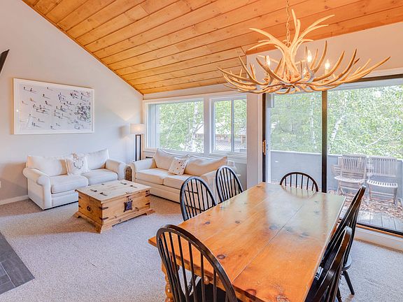 3rd image of 76 Fox Run Road Unit 2