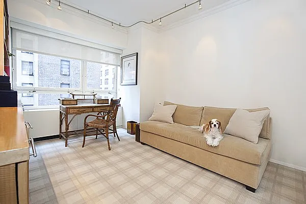 Sold by R New York | media 20