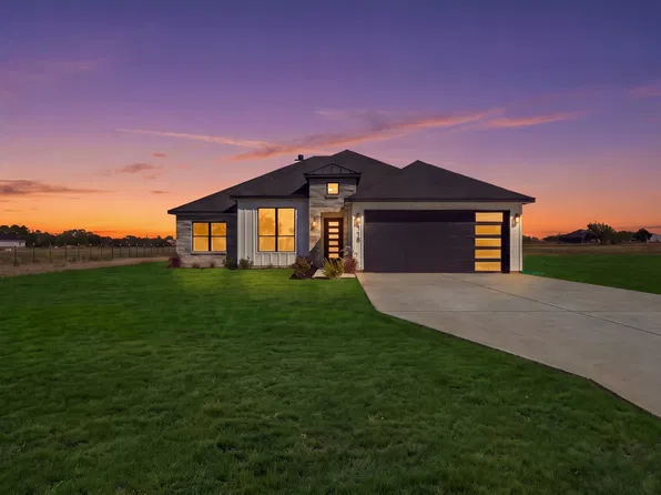 119 Skrivanek Rd, Ennis, TX 75119