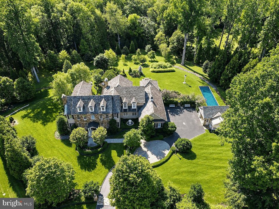 1st image of 9698 Mill Ridge Ln