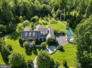 9698 Mill Ridge Ln, Great Falls, VA 22066