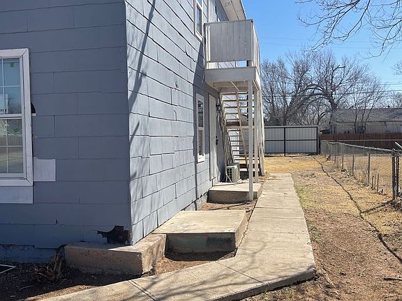 3rd image of 2107 Avenue L #D