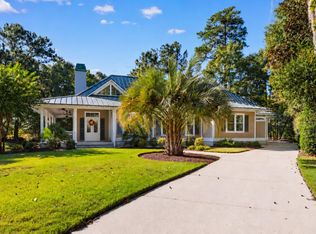 54 Gloucester Pl., Pawleys Island, SC 29585