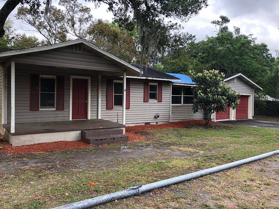 1st image of 306 Walter Dr