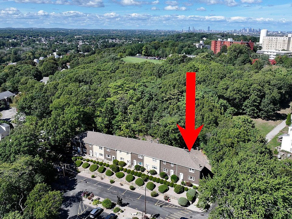 1st image of 46 Tinson Rd APT 9