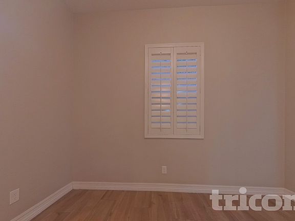 5th image of 2467 N 149th Ln