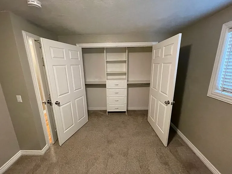 1122 S Lake St #1 — Photo 7