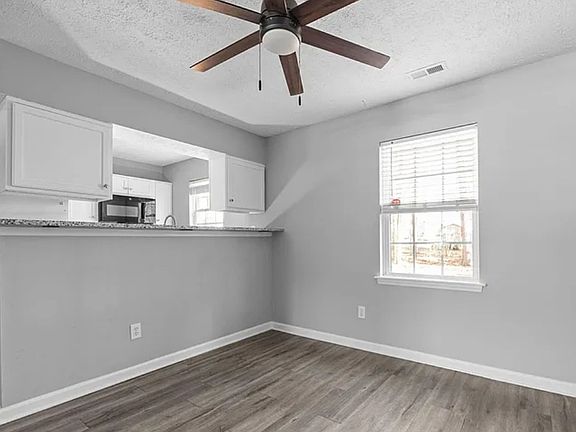 4th image of 3109 Ebony Ct