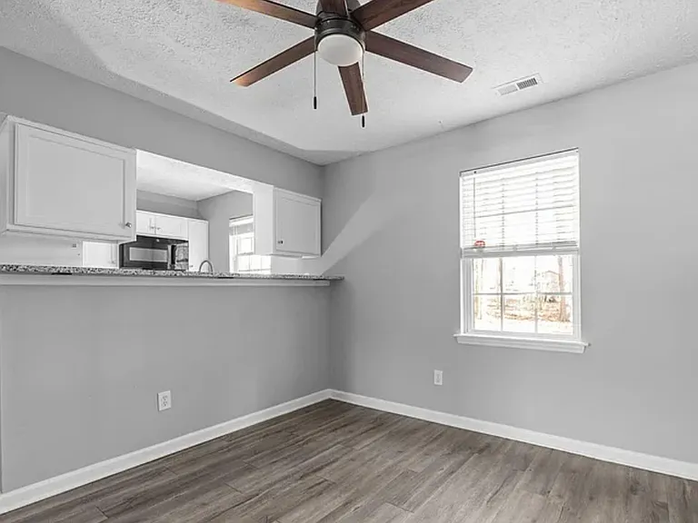 3109 Ebony Ct — Photo 4