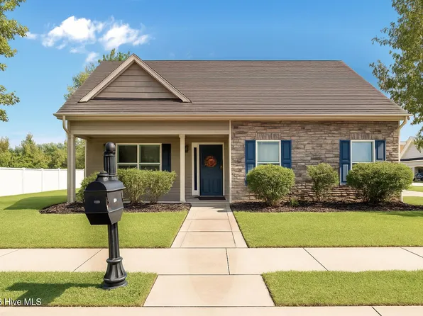 4304 Davencroft Village Drive, Winterville, NC 28590