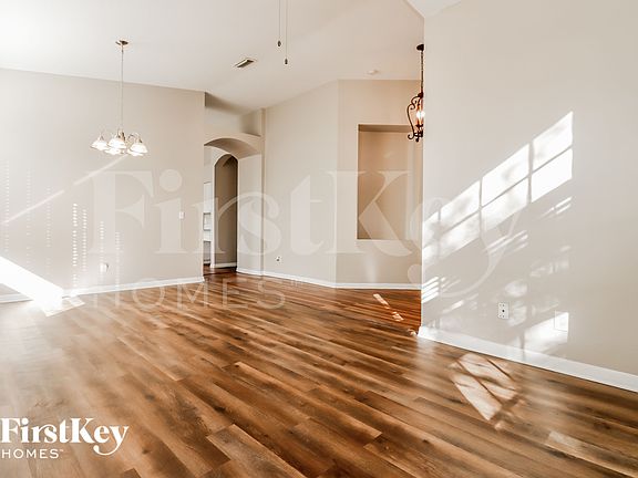 5th image of 8038 Moccasin Trail Dr
