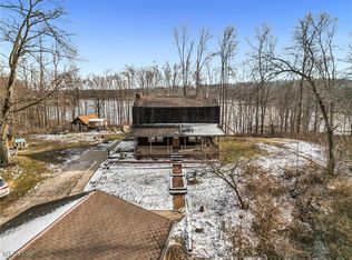 1556 Saxe Rd, Mogadore, OH 44260