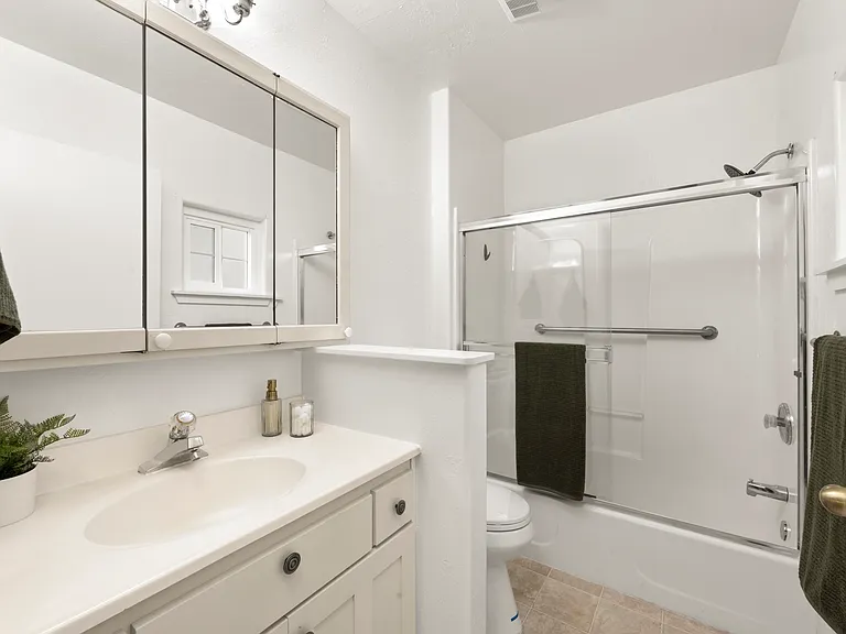 231 Glenbrook Dr — Photo 9