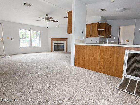 5th image of 424 W 60TH Street