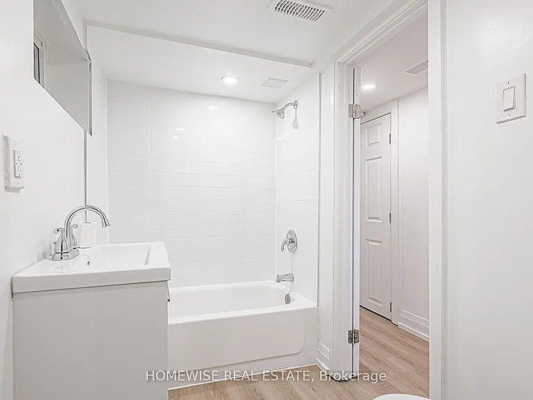 81 Shields Ave #LOWER — Photo 8