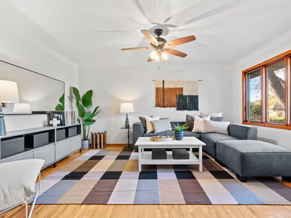 2030 Larpenteur Ave E, Saint Paul, MN 55109