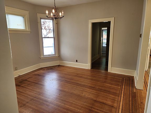 Dining Room image 2
