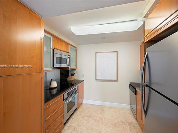 5th image of 6365 Collins Ave #Cu-2206