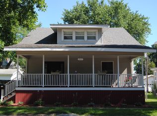 311 E Jefferson St, Clinton, IL 61727
