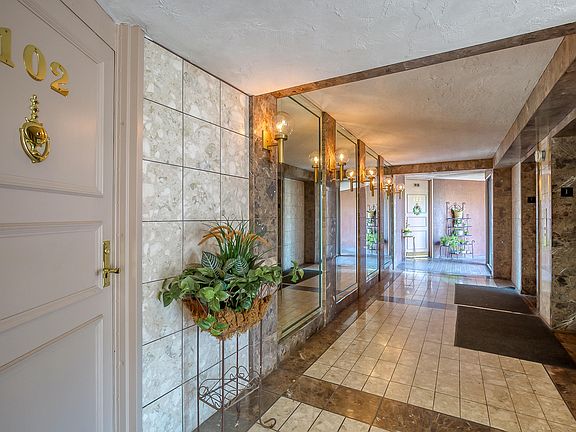 2nd image of 4401 Lakeside Dr Unit 102