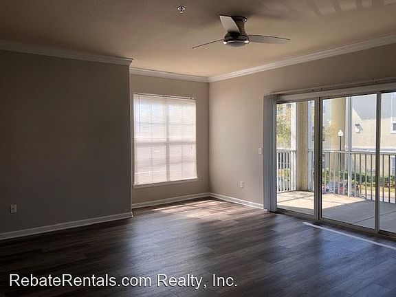 3rd image of 8290 Gate Pkwy W Unit 813