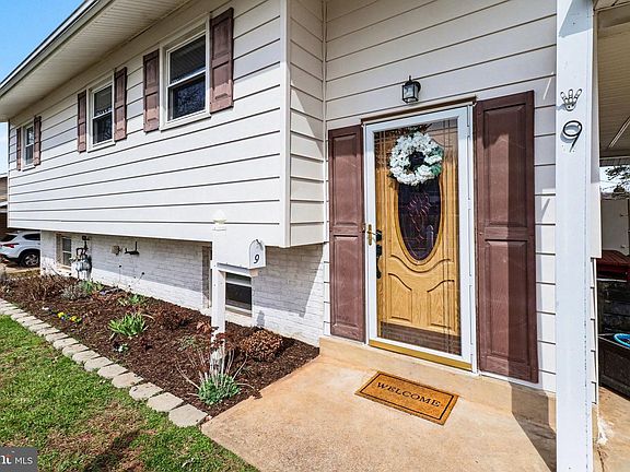 2nd image of 9 Faye Rd