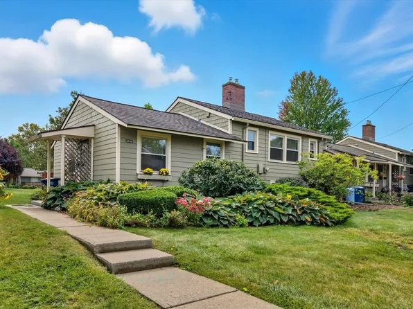 3436 Edgewood Dr, Ann Arbor, MI 48104