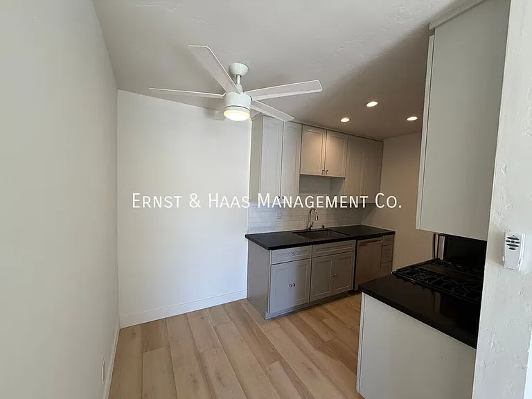 1545 Obispo Ave #1 — Photo 6