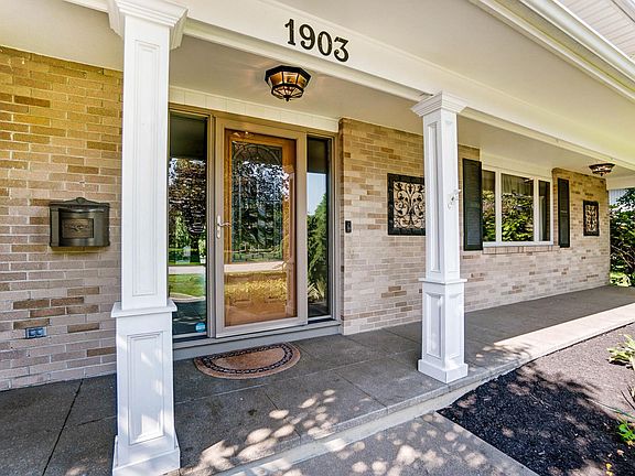 2nd image of 1903 Brandywine Dr