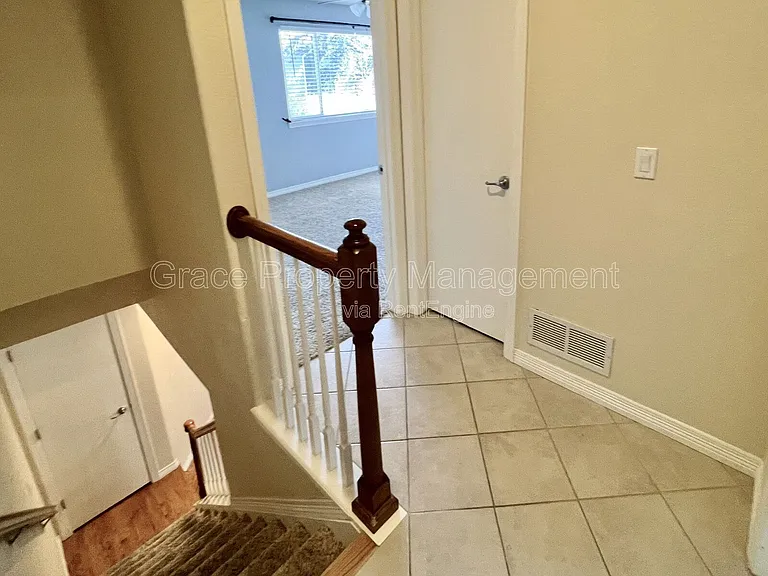 22 S Nome St #C — Photo 12