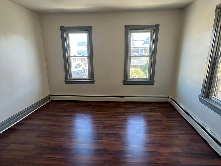 1690 Newport Ave — Photo 9