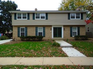 4715 68th St, Kenosha, WI 53142