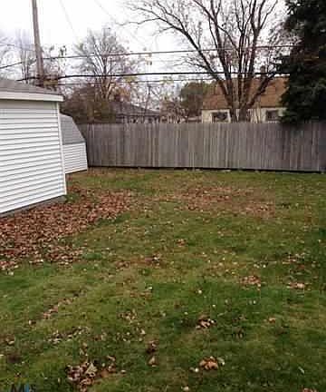 3rd image of 23068 Blackett Ave